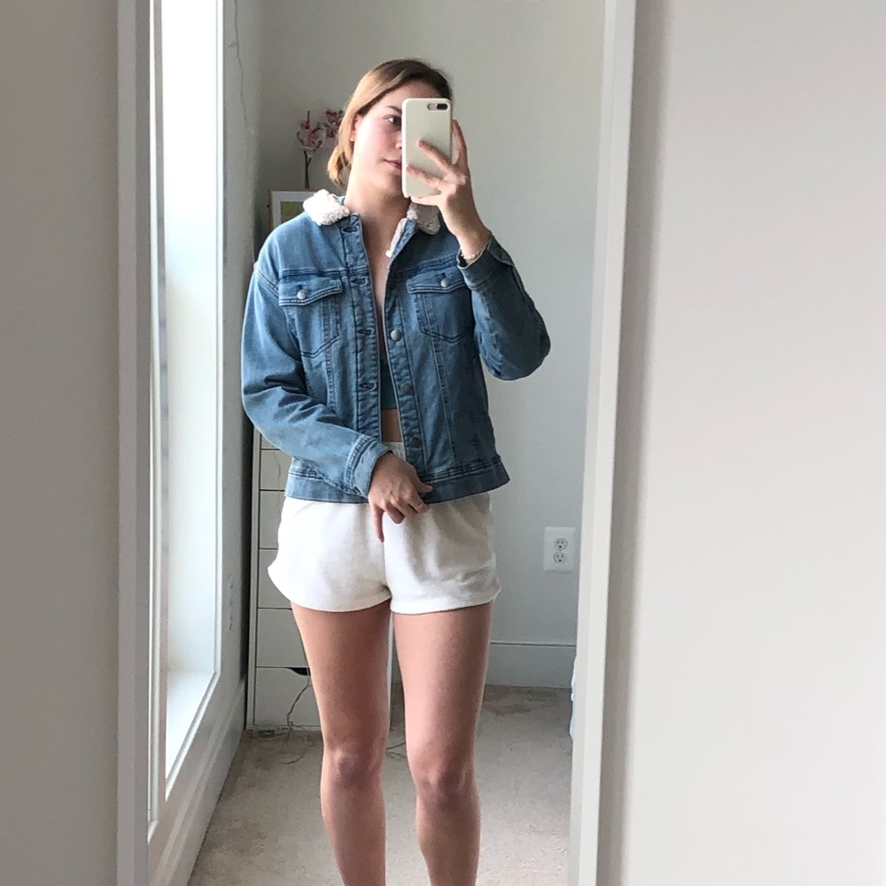 like new denim jacket with fleece inside and color - Picture 15 of 15